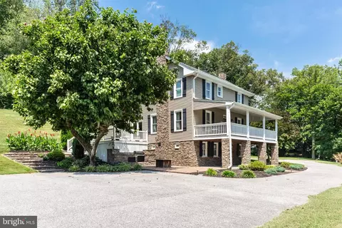 Exterior - 10 Smith Rd, Westminster, MD 21158 photo 21 of 25