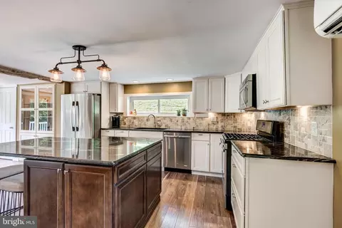 Kitchen - 10 Smith Rd, Westminster, MD 21158 photo 3 of 6