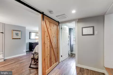 Entry Way - 10 Smith Rd, Westminster, MD 21158 photo 7 of 11