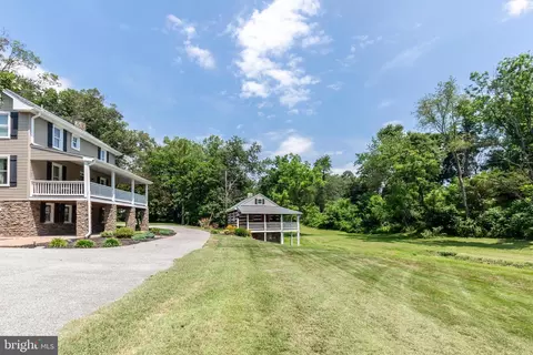 Exterior - 10 Smith Rd, Westminster, MD 21158 photo 16 of 25