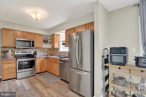 573 Christopher Dr, Westminster, MD 21157 photo 8