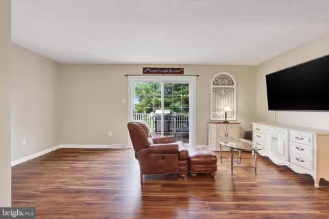 Living - 745 Clearview Ave, Hampstead, MD 21074 photo 2 of 2