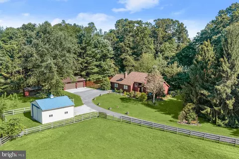 5129 Grave Run Rd, Manchester, MD 21102