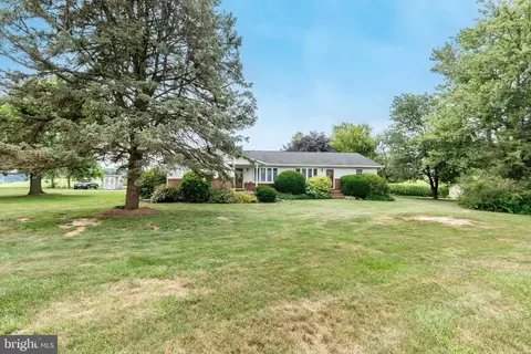 832 Leisters Church Rd, Westminster, MD 21157