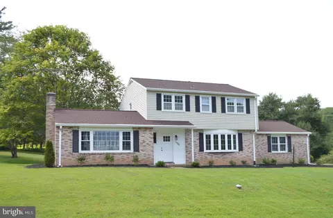 1900 Shetland Rd, Finksburg, MD 21048