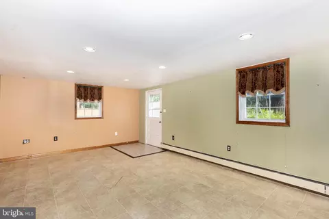 Living - 112 E Nicodemus Rd, Westminster, MD 21157 photo 8 of 9