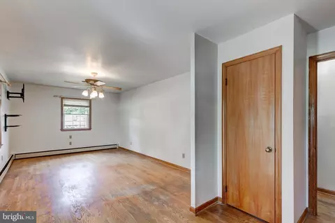 Living - 112 E Nicodemus Rd, Westminster, MD 21157 photo 2 of 9