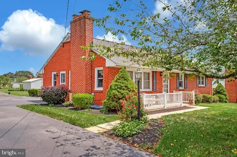 228 Hook Rd, Westminster, MD 21157 photo 3