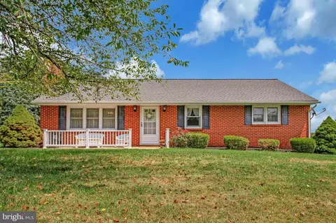 228 Hook Rd, Westminster, MD 21157