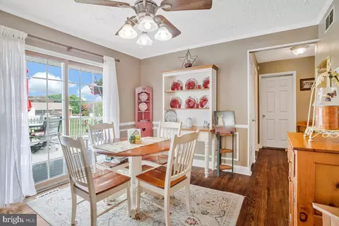 228 Hook Rd, Westminster, MD 21157 photo 8