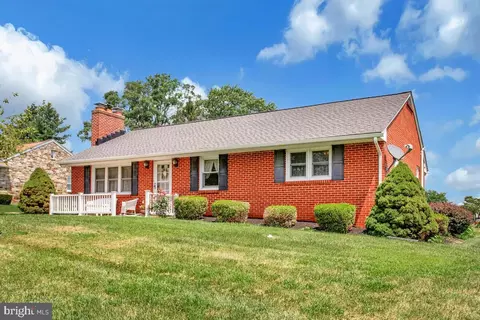 228 Hook Rd, Westminster, MD 21157 photo 2