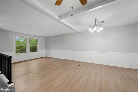 613 Barnes Ave, Westminster, MD 21157 photo 2