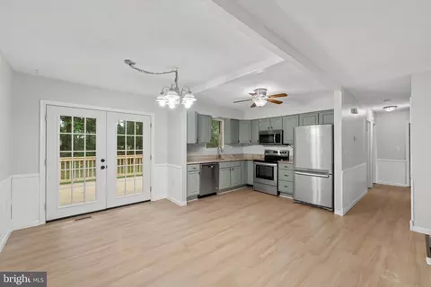 613 Barnes Ave, Westminster, MD 21157 photo 6