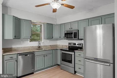 613 Barnes Ave, Westminster, MD 21157 photo 7