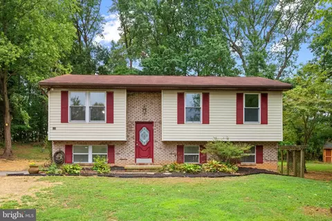 613 Barnes Ave, Westminster, MD 21157