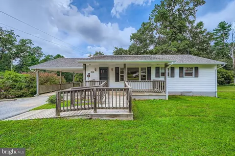 7528 Dogwood Rd, Sykesville, MD 21784