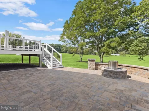 1734 Bloom Rd, Westminster, MD 21157 photo 2
