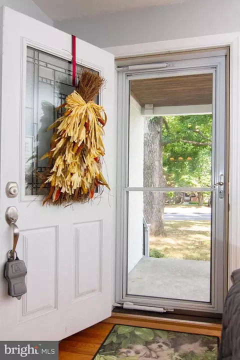 Entry Way - 528 Poole Rd, Westminster, MD 21157 photo 1 of 7