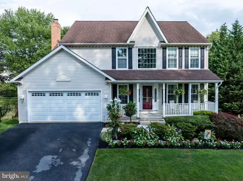1153 Small Oak Ct, Eldersburg, MD 21784
