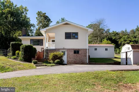 3548 Lineboro Rd, Manchester, MD 21102