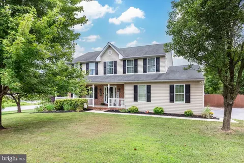 1441 Arnold Rd, Westminster, MD 21157 photo 2