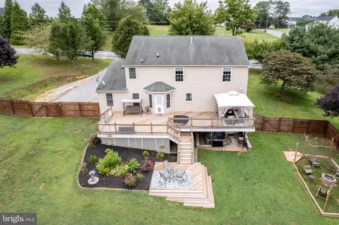 1441 Arnold Rd, Westminster, MD 21157 photo 4