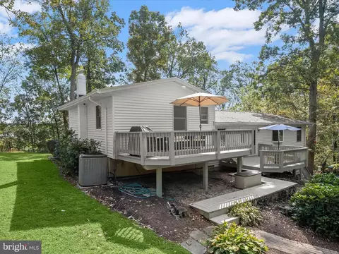 4950 Fleming Rd, Mount Airy, MD 21771 photo 4