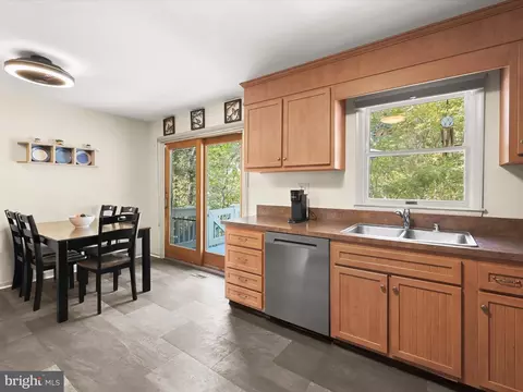4950 Fleming Rd, Mount Airy, MD 21771 photo 17