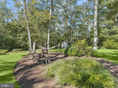 4950 Fleming Rd, Mount Airy, MD 21771 photo 3