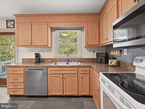 4950 Fleming Rd, Mount Airy, MD 21771 photo 20