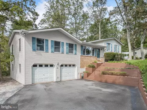 4950 Fleming Rd, Mount Airy, MD 21771 photo 2