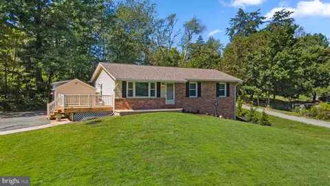 3903 Twin Arch Rd, Mount Airy, MD 21771