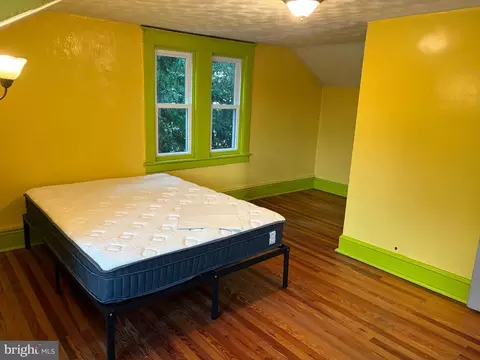 Bedroom - 1906 Hanover Pike, Hampstead, MD 21074 photo 7 of 10