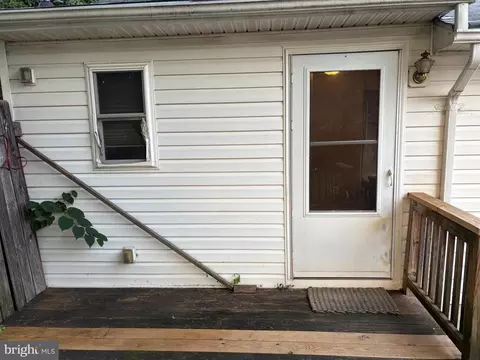 Exterior - 1906 Hanover Pike, Hampstead, MD 21074 photo 7 of 9