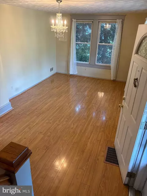 Living - 1906 Hanover Pike, Hampstead, MD 21074 photo 1 of 1