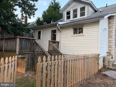 Exterior - 1906 Hanover Pike, Hampstead, MD 21074 photo 6 of 9