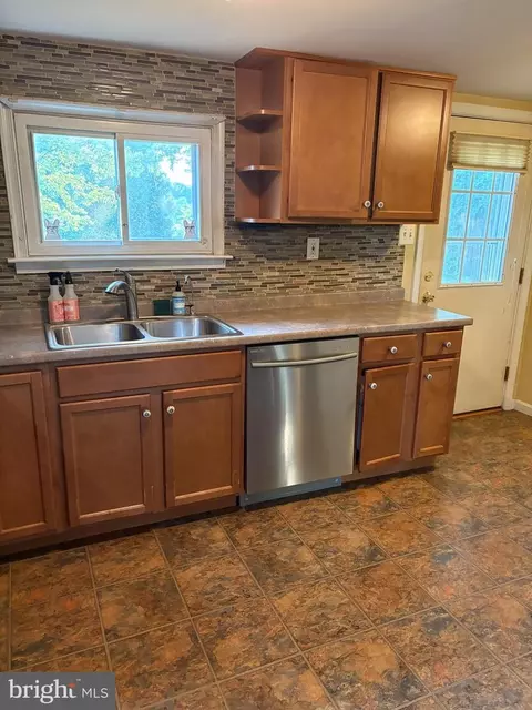 Kitchen - 1906 Hanover Pike, Hampstead, MD 21074 photo 1 of 3
