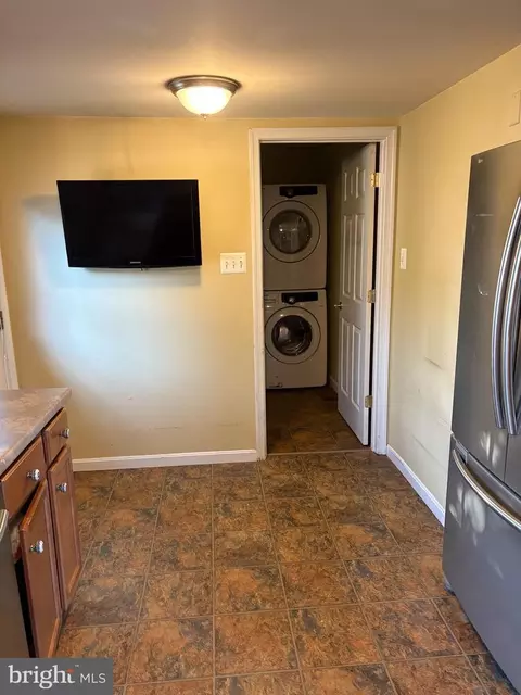 Entry Way - 1906 Hanover Pike, Hampstead, MD 21074 photo 2 of 5