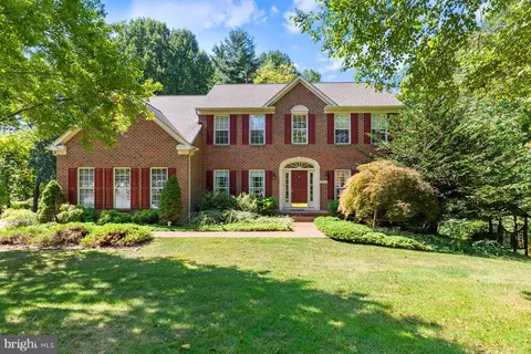 610 Okemo Dr, Eldersburg, MD 21784