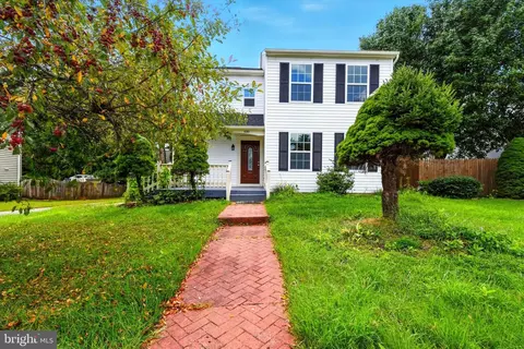 1061 Berkley Dr, Sykesville, MD 21784