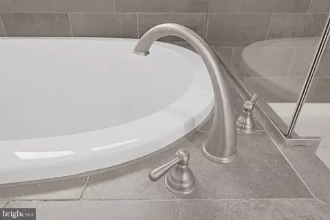 Bath - 105 Hahn Rd, Westminster, MD 21157 photo 6 of 6