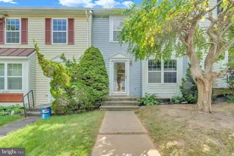 4703 Barbed Ct, Hampstead, MD 21074