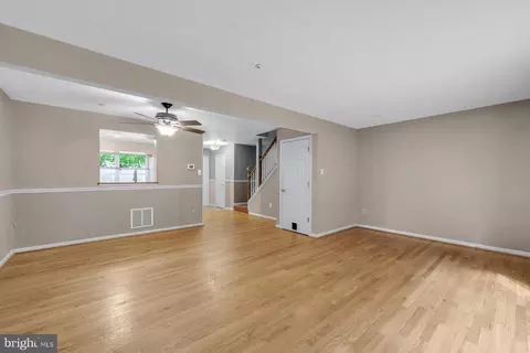 Living - 4703 Barbed Ct, Hampstead, MD 21074 photo 2 of 2