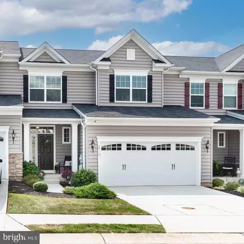 2910 Union Square Rd #34, New Windsor, MD 21776