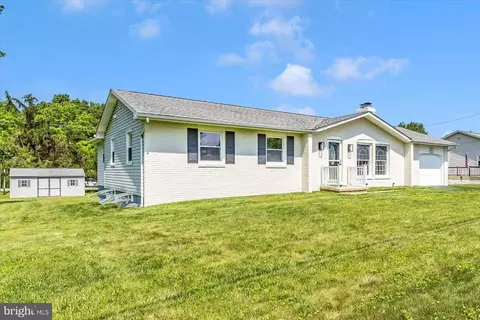 1212 Random Ridge Rd, Westminster, MD 21157 photo 3