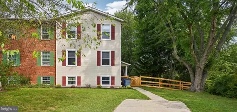686 Windsor Dr, Westminster, MD 21158