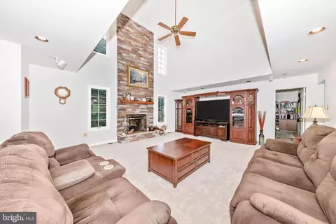 4950 Crocus Rd, Mount Airy, MD 21771 photo 5