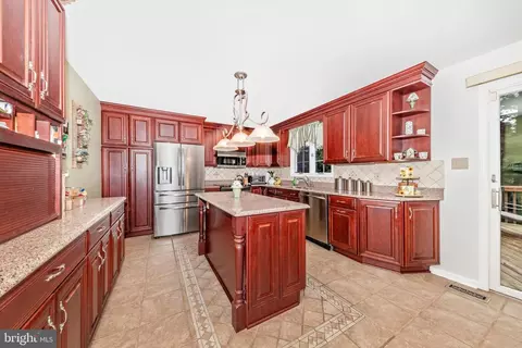 4950 Crocus Rd, Mount Airy, MD 21771 photo 9