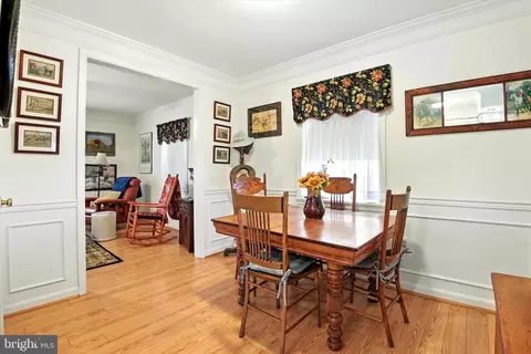 307 E Locust St, Union Bridge, MD 21791 photo 4