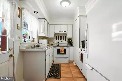 307 E Locust St, Union Bridge, MD 21791 photo 3